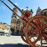 Alojamento de Acomodação e Pequeno-almoço Amantea Monument