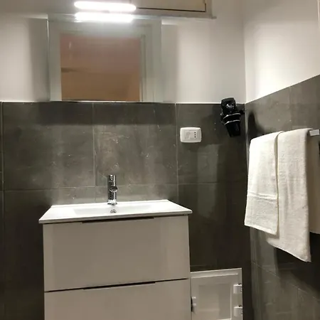 Amantea Monument 4* 테라시니