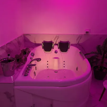 Amantea Monument 테라시니