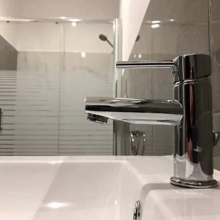 Amantea Monument Bed & Breakfast Terrasini