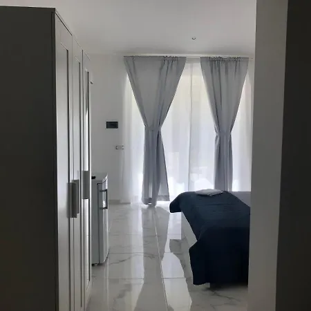 Bed & Breakfast Amantea Monument