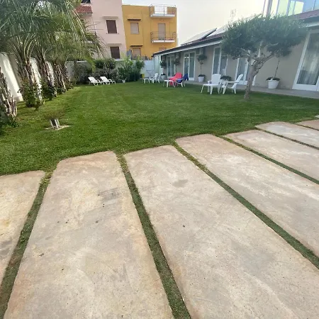 Amantea Monument 4*