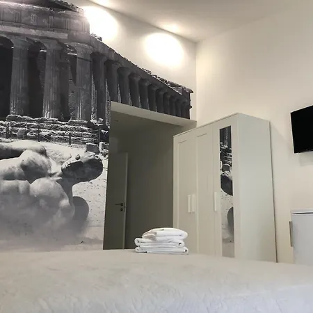 Amantea Monument Bed & Breakfast