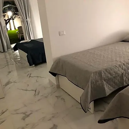 Nocleg ze śniadaniem Amantea Monument 4*